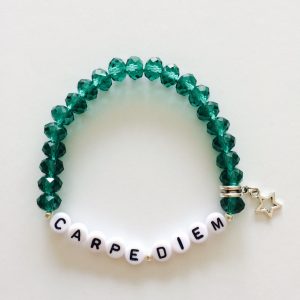 Perlenarmband “Carpe Diem” grün