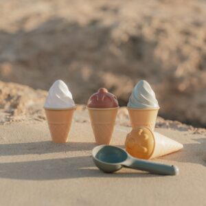 Little Dutch Sandspielzeug Ice Cream Beachset 9pcs Eis