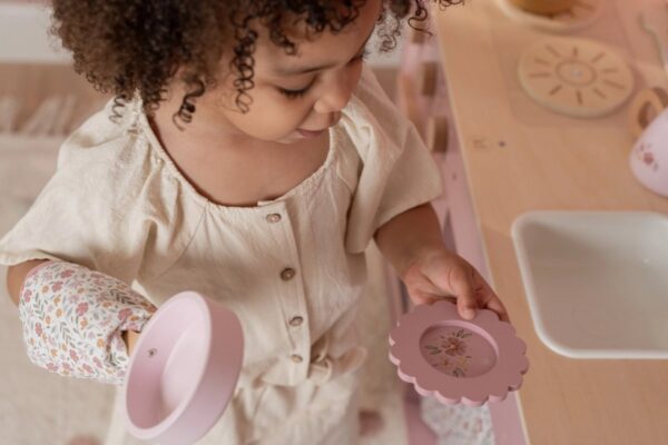 Little Dutch Kinderspielküche LD2501 rosa – Bild 8